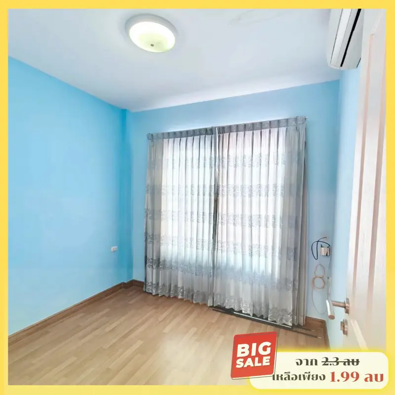 3 bed townhouse Kao Talo Pattaya Only 1.99 million baht In a safe project  24-hour security, swimming pool, public park