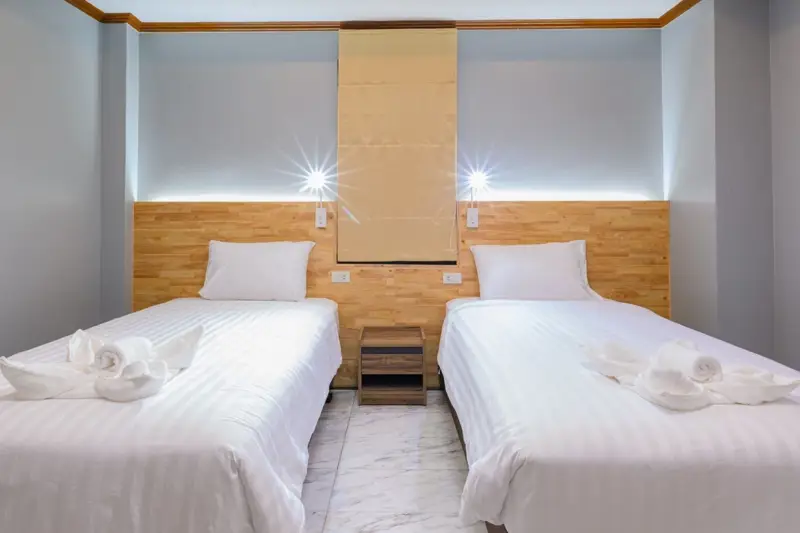 Pool Villa Jomtien for rent Deposit 2 month Advance 1 month  5 Bedroom  4 Bathroom  5 minute to Sukhumvit and 5 minute to the beach