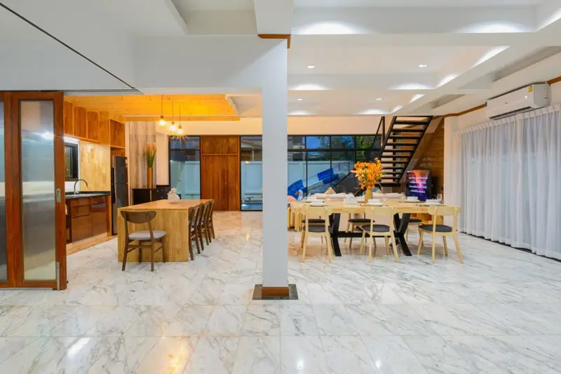 Pool Villa Jomtien for rent Deposit 2 month Advance 1 month  5 Bedroom  4 Bathroom  5 minute to Sukhumvit and 5 minute to the beach