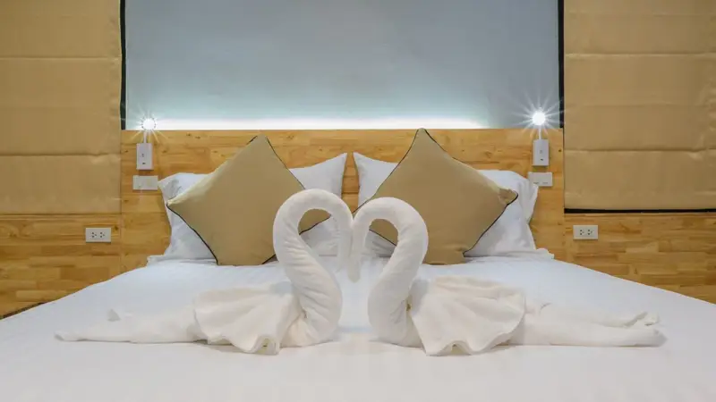 Pool Villa Jomtien for rent Deposit 2 month Advance 1 month  5 Bedroom  4 Bathroom  5 minute to Sukhumvit and 5 minute to the beach