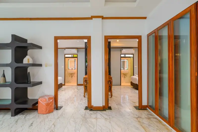 Pool Villa Jomtien for rent Deposit 2 month Advance 1 month  5 Bedroom  4 Bathroom  5 minute to Sukhumvit and 5 minute to the beach