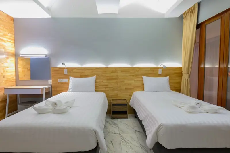 Pool Villa Jomtien for rent Deposit 2 month Advance 1 month  5 Bedroom  4 Bathroom  5 minute to Sukhumvit and 5 minute to the beach