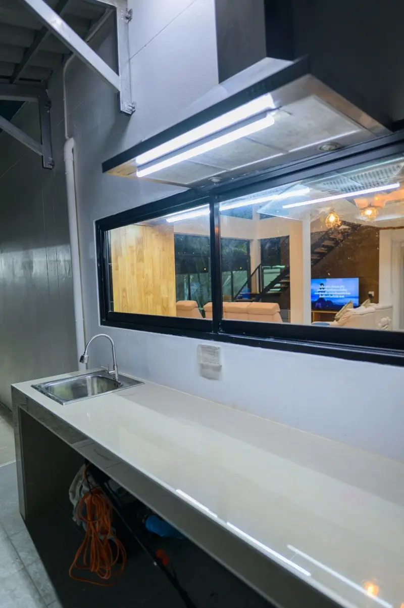 Pool Villa Jomtien for rent Deposit 2 month Advance 1 month  5 Bedroom  4 Bathroom  5 minute to Sukhumvit and 5 minute to the beach