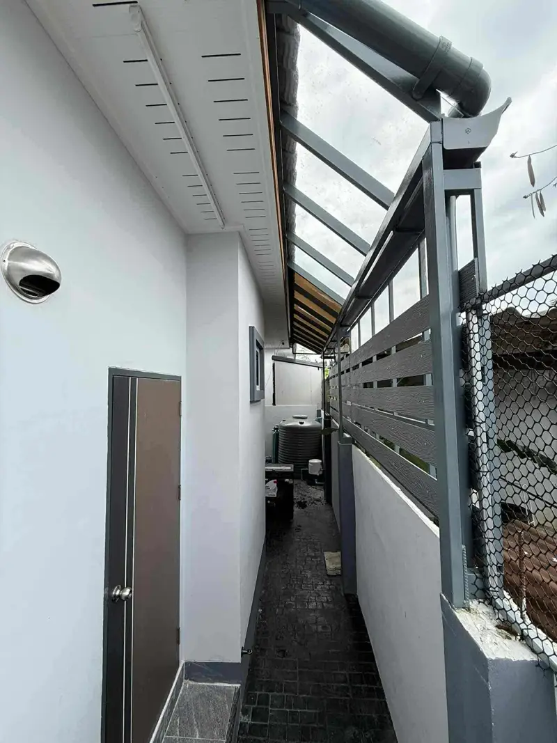  Huay Yai House for rent  3 bedrooms 3 bathrooms Kitchen Living room Parking for 2 cars