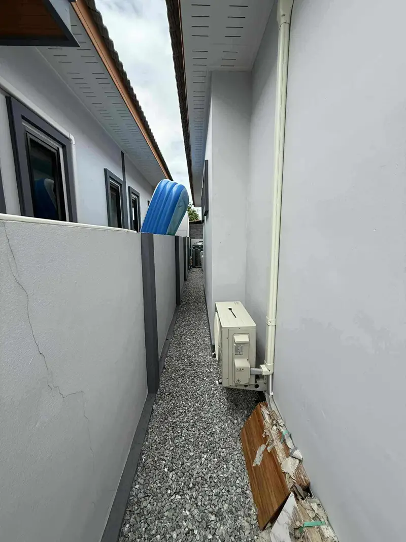  Huay Yai House for rent  3 bedrooms 3 bathrooms Kitchen Living room Parking for 2 cars