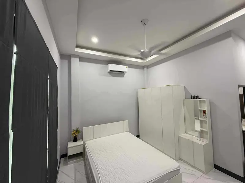  Huay Yai House for rent  3 bedrooms 3 bathrooms Kitchen Living room Parking for 2 cars