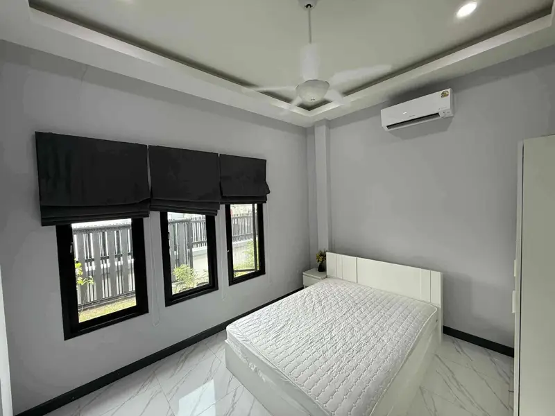 Huay Yai House for rent  3 bedrooms 3 bathrooms Kitchen Living room Parking for 2 cars