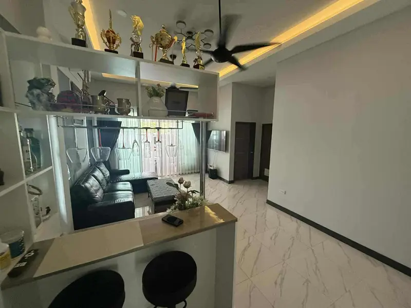  Huay Yai House for rent  3 bedrooms 3 bathrooms Kitchen Living room Parking for 2 cars