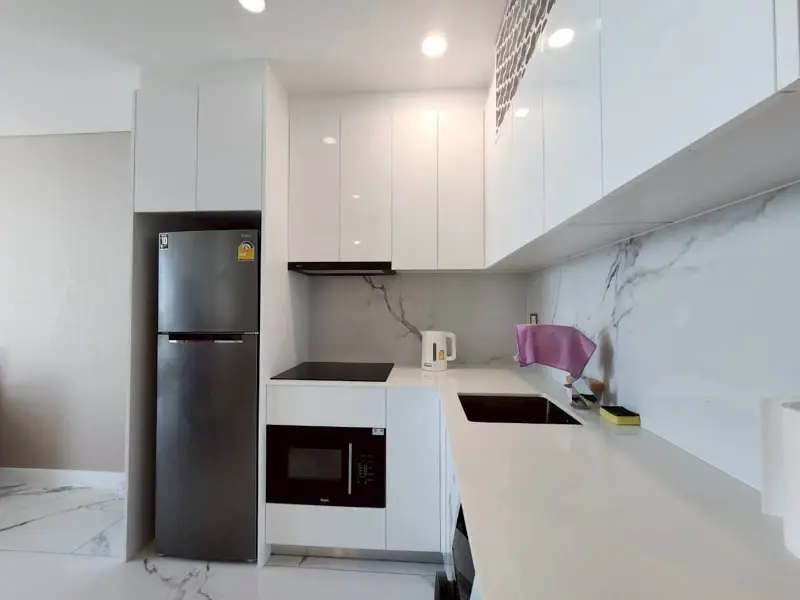 1 bed Condo Jomtien for sale at Copacabana Beach Jomtien with Swimming pool, Gym, Internet, Security, Car park, Garden, Sauna, Children's area and Elevator.