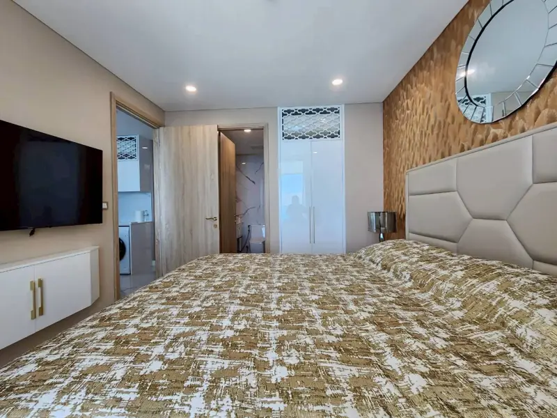 1 bed Condo Jomtien for sale at Copacabana Beach Jomtien with Swimming pool, Gym, Internet, Security, Car park, Garden, Sauna, Children's area and Elevator.