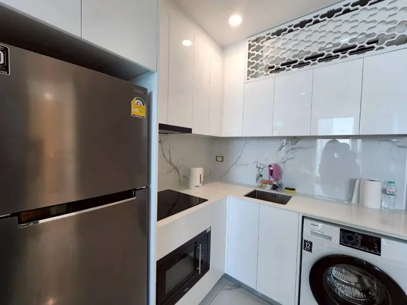 1 bed Condo Jomtien for sale at Copacabana Beach Jomtien with Swimming pool, Gym, Internet, Security, Car park, Garden, Sauna, Children's area and Elevator.