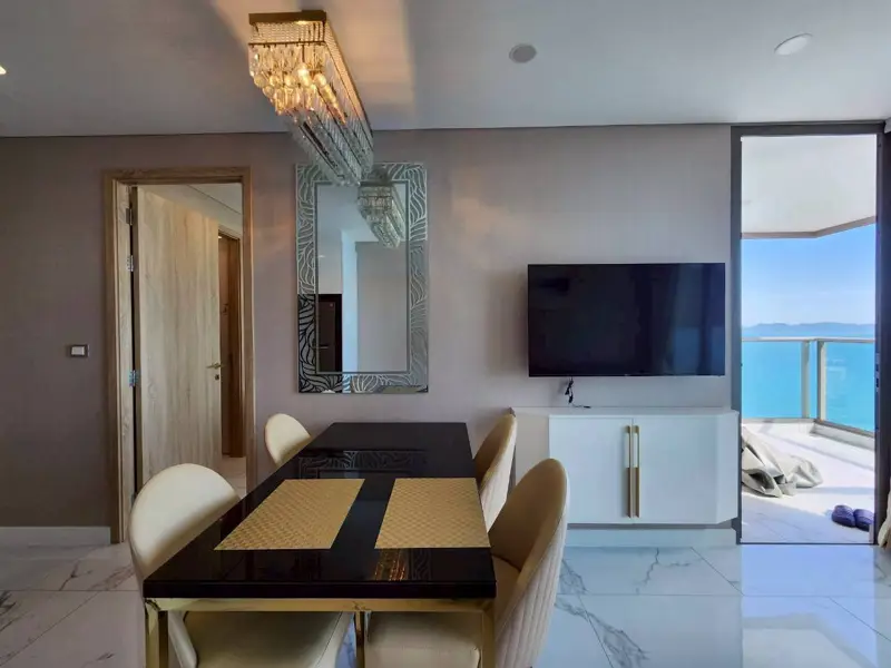 1 bed Condo Jomtien for sale at Copacabana Beach Jomtien with Swimming pool, Gym, Internet, Security, Car park, Garden, Sauna, Children's area and Elevator.