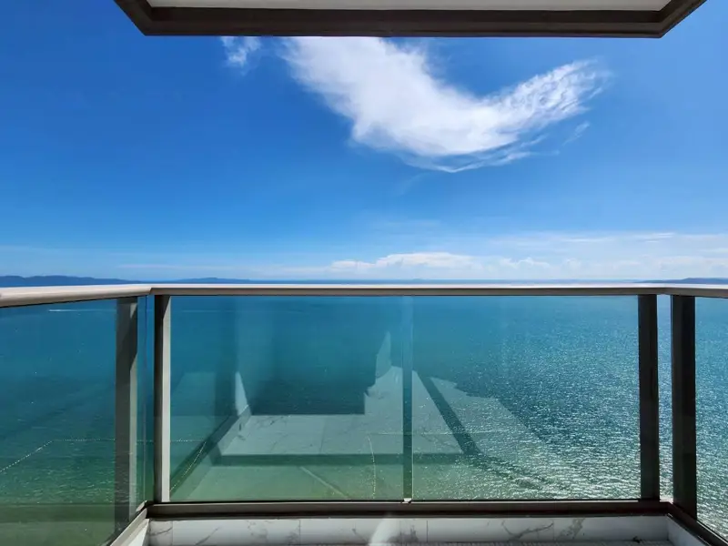 1 bed Condo Jomtien for sale at Copacabana Beach Jomtien with Swimming pool, Gym, Internet, Security, Car park, Garden, Sauna, Children's area and Elevator.