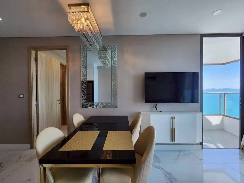 1 bed Condo Jomtien for sale at Copacabana Beach Jomtien with Swimming pool, Gym, Internet, Security, Car park, Garden, Sauna, Children's area and Elevator.