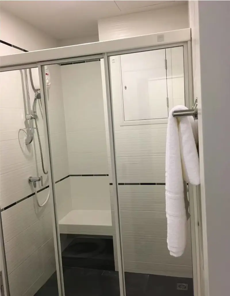 2 bed Condo Located in Pattaya's heart, facing the sea, and decorated in resort-style, Near shopping malls such as Central Festival Pattaya Beach, and only 500 meters to Pattaya Beach.