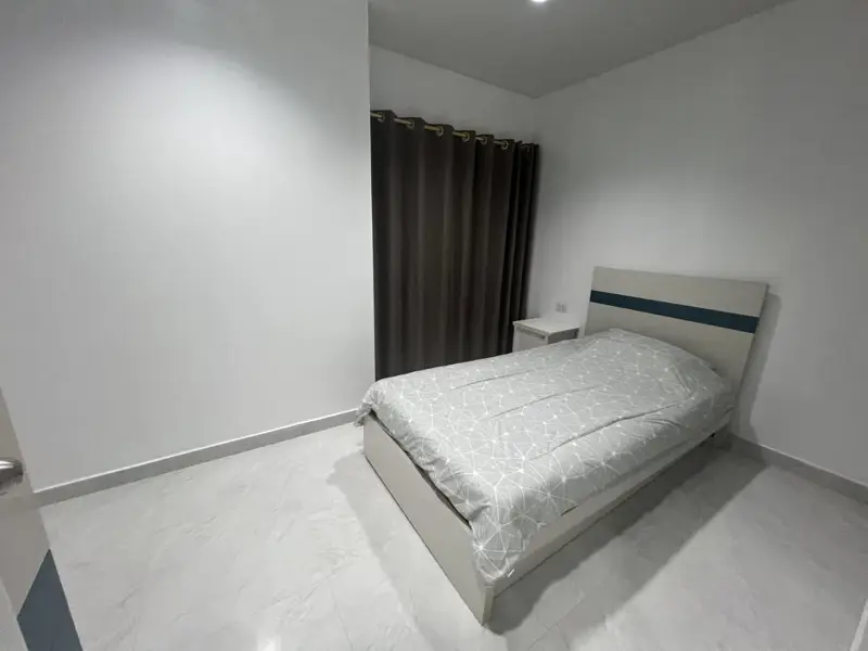 2 bed Condo Located in Pattaya's heart, facing the sea, and decorated in resort-style, Near shopping malls such as Central Festival Pattaya Beach, and only 500 meters to Pattaya Beach.