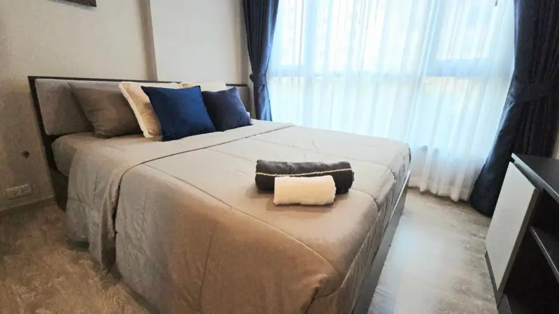 1 bed condo for sale  central Pattaya, in the area are  various shopping centers ,with Pattaya Beach, Bali Hai Pier, Pattaya Walking Street, Central Festival