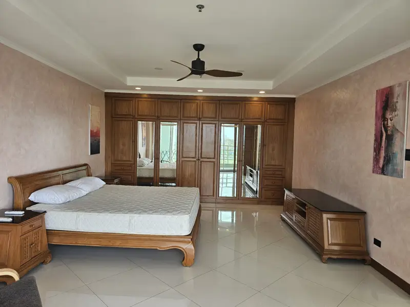 View Talay 5 D  swimming pool, ample parking space, a garden, and a security system for 24 hours