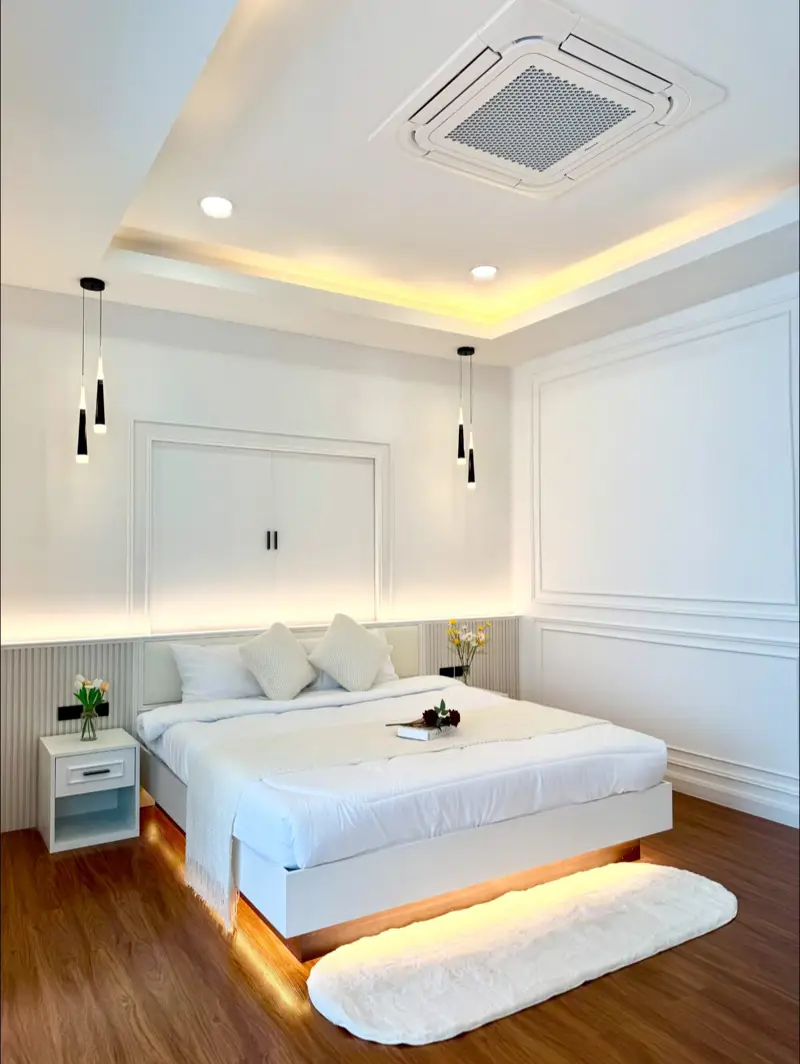 3-storey house  North Pattaya  4 Bedrooms   6 Bathrooms   Land area: 122 sq. wah 488 sqm