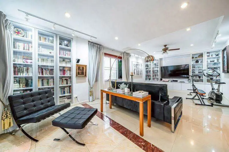 House for sale East Pattaya Land Size: 640 sqm   Living Size: 420 sqm   6 bedrooms 7 bathrooms