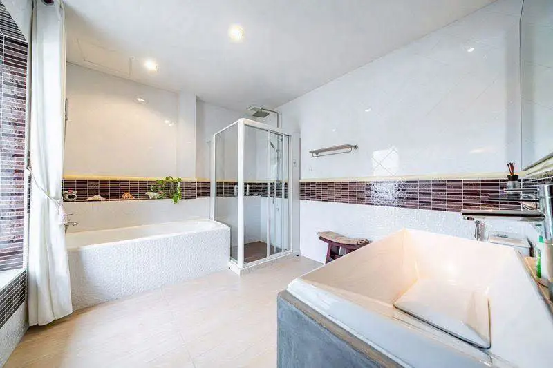 House for sale East Pattaya Land Size: 640 sqm   Living Size: 420 sqm   6 bedrooms 7 bathrooms