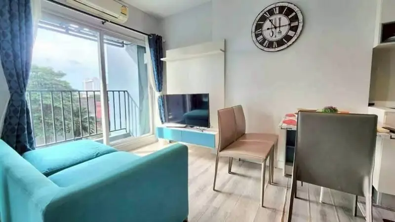 1 bed Condo at Centric Sea at Central Pattaya, Pattaya has the following facilities: Swimming pool, Gym, Security, Car park, Garden, Sauna and Concierge