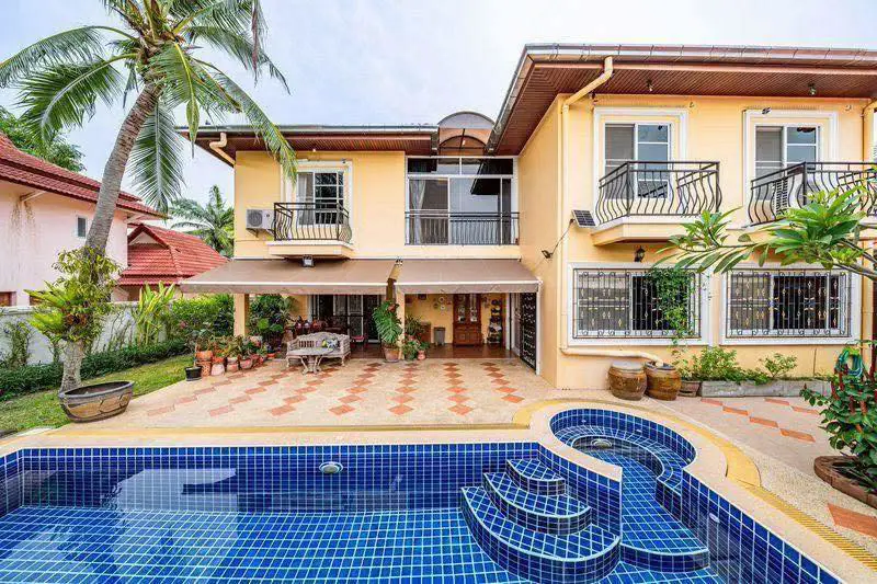House for sale East Pattaya Land Size: 640 sqm   Living Size: 420 sqm   6 bedrooms 7 bathrooms