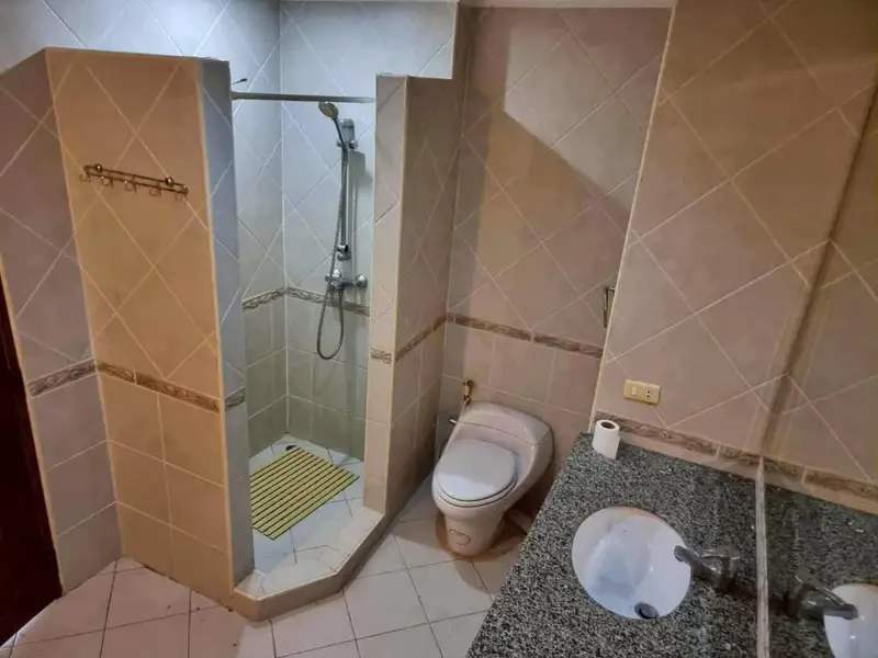 Sea View Condo in Jomtien  550 meters  to Jomtien Beach with pool and gym 