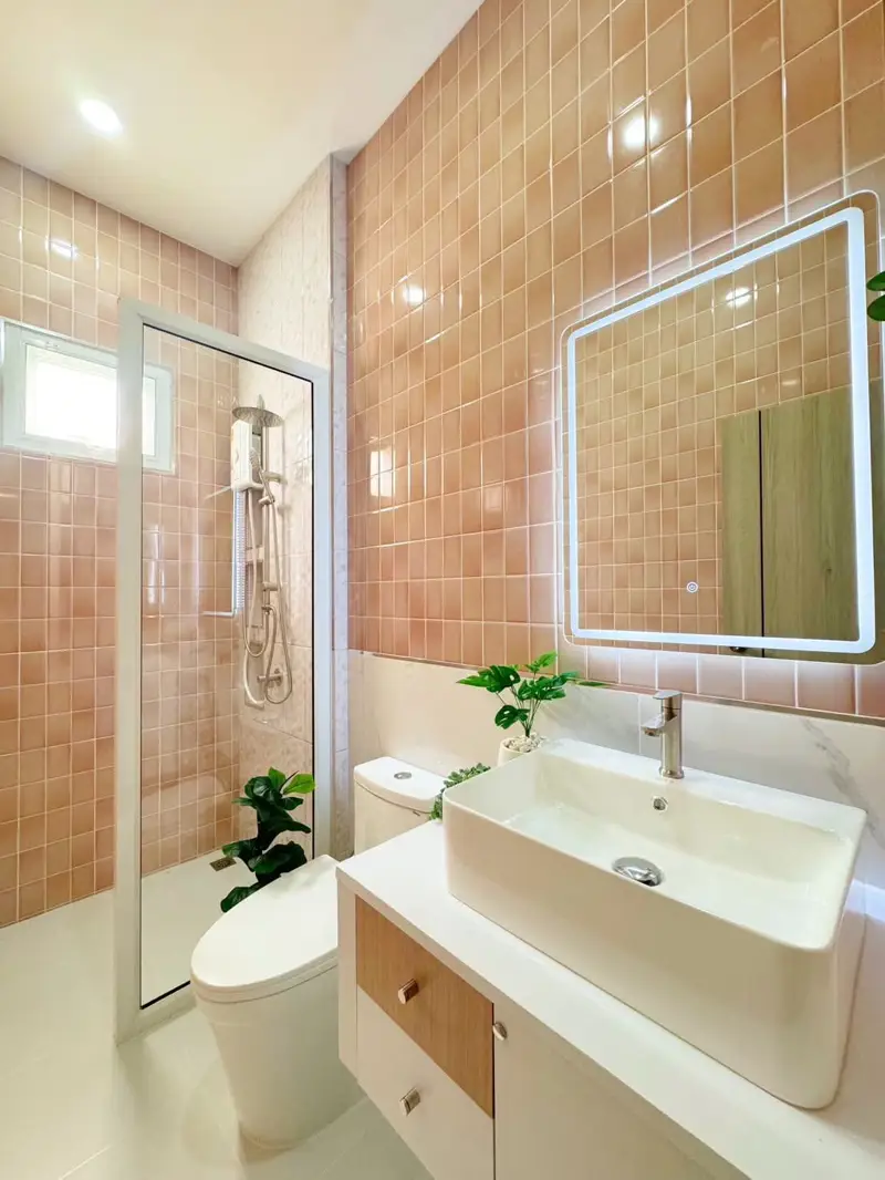 4 bed spacious home to buy in  East Pattaya, located near bustling beachfront areas, convenient access to amenities, international schools, golf courses, and a wide range of housing options,