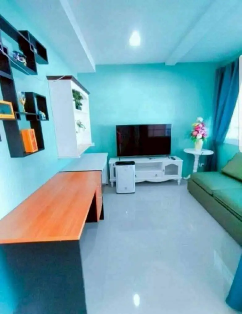 Townhouse for rent at Bristol Park Jomtien has the following facilities: Swimming pool.