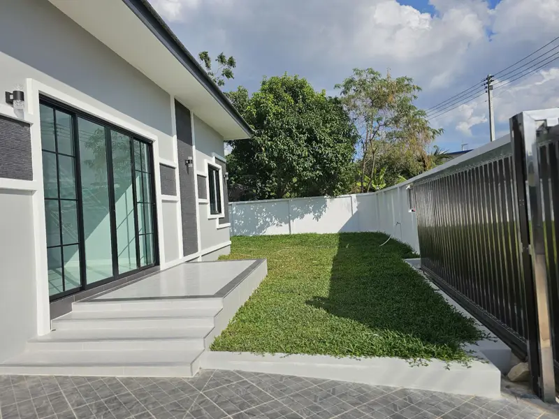 House in chaiyapruk2, 3 Bedroom for sale