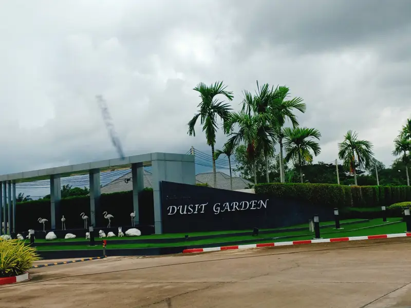 pool villa bangsaray Pattaya Land size 64. sqw.  Just 10mins from nongnuch garden  from the beach ban Amphur and bangsaray