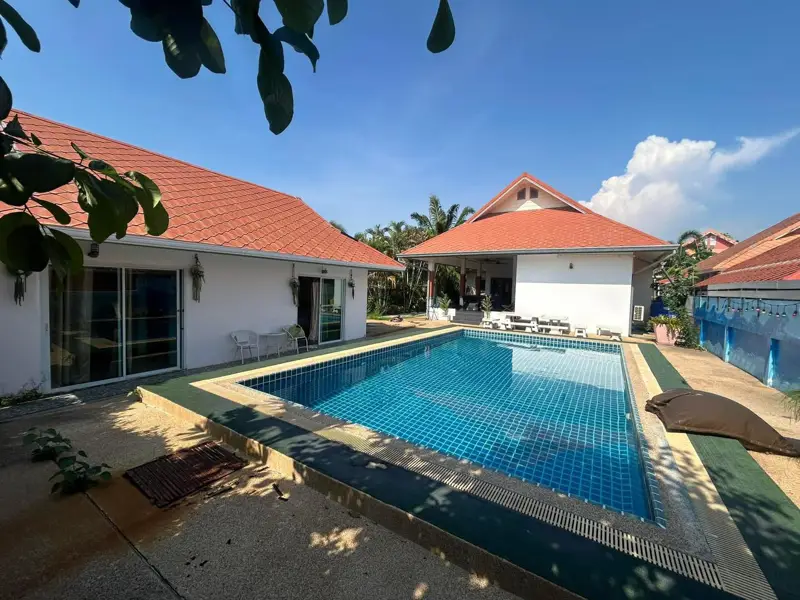 The Ville Jomtien Pool villa 5 Bedroom for sale