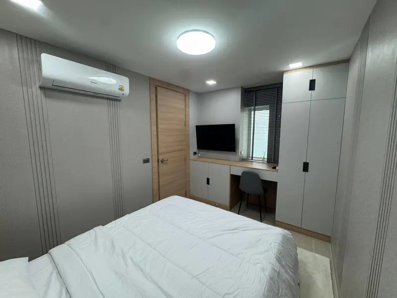 2 bed Condo Wongamat elegant modern condominium conveniently located near Central Festival, Pattaya Beach, Wongamat Beach, 3D Painting Museum, Pattaya Walking Street,