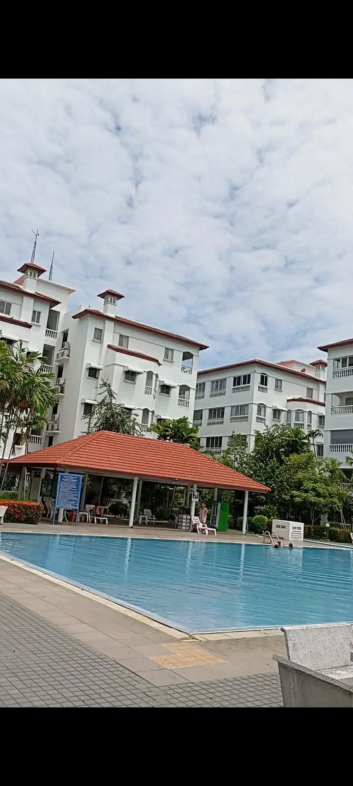 Baan Suan Lalana Condo Studio for sale