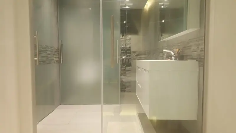 Sands Condominium 1bed condo for rent , Pratumnak Beach overlooking a beautiful secluded beach. with pool bar and restaurant, the fitness center with  Swimming pool, Gym, Security, Car park, Garden, Sauna and Concierge.