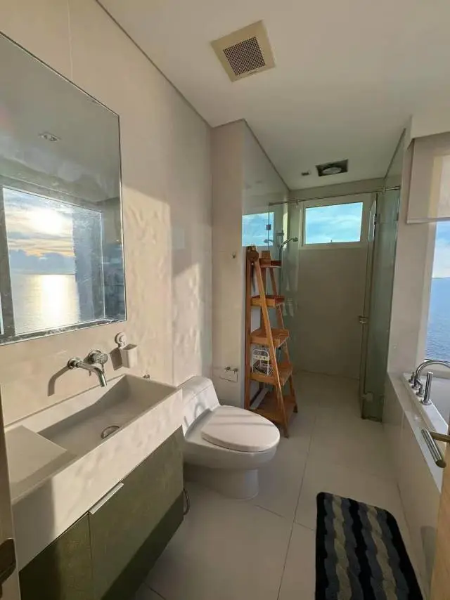  Reflection Jomtien 1 Bedroom for sale with  Swimming pool, Gym, Security, Car park, Garden, Sauna, Children's area, Concierge, Library and Grill. 