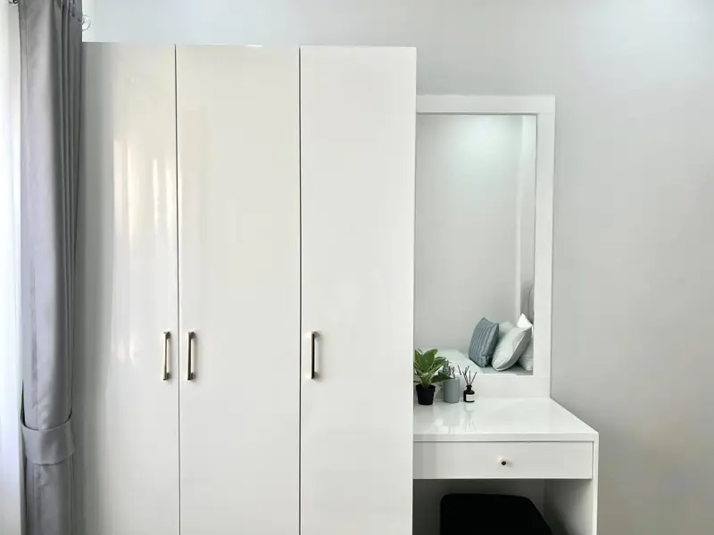 Suksiri Village, Takhian Tia 3 Bedroom for sale Corner house for sale, fully furnished, ready to move in 71 sq wah (approximately 100 sq m) Beautiful corner house,   2 bathrooms