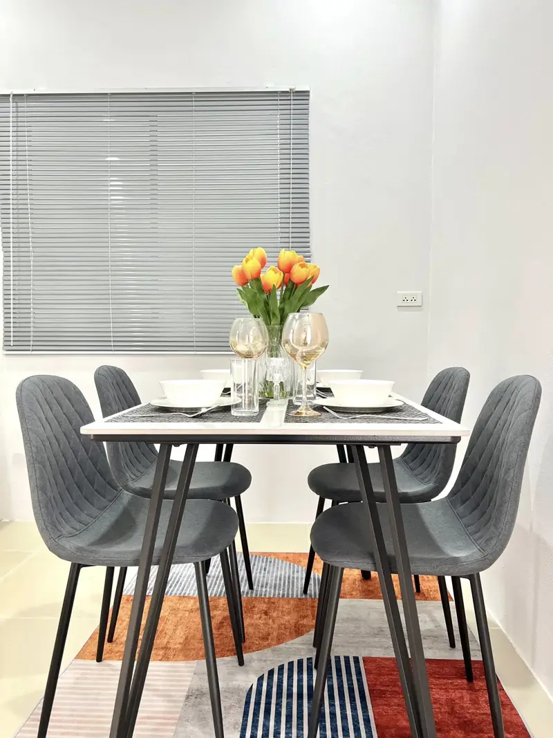 Suksiri Village, Takhian Tia 3 Bedroom for sale Corner house for sale, fully furnished, ready to move in 71 sq wah (approximately 100 sq m) Beautiful corner house,   2 bathrooms