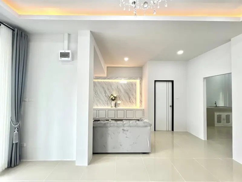 Suksiri Village, Takhian Tia 3 Bedroom for sale Corner house for sale, fully furnished, ready to move in 71 sq wah (approximately 100 sq m) Beautiful corner house,   2 bathrooms