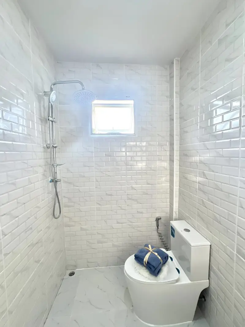 Suksiri Village, Takhian Tia 3 Bedroom for sale Corner house for sale, fully furnished, ready to move in 71 sq wah (approximately 100 sq m) Beautiful corner house,   2 bathrooms