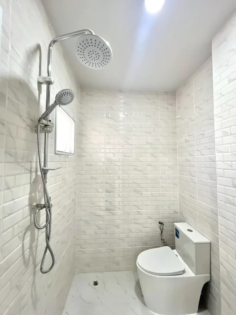 Suksiri Village, Takhian Tia 3 Bedroom for sale Corner house for sale, fully furnished, ready to move in 71 sq wah (approximately 100 sq m) Beautiful corner house,   2 bathrooms