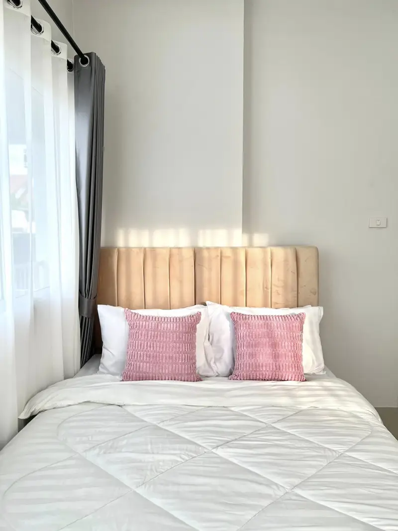 Suksiri Village, Takhian Tia 3 Bedroom for sale Corner house for sale, fully furnished, ready to move in 71 sq wah (approximately 100 sq m) Beautiful corner house,   2 bathrooms