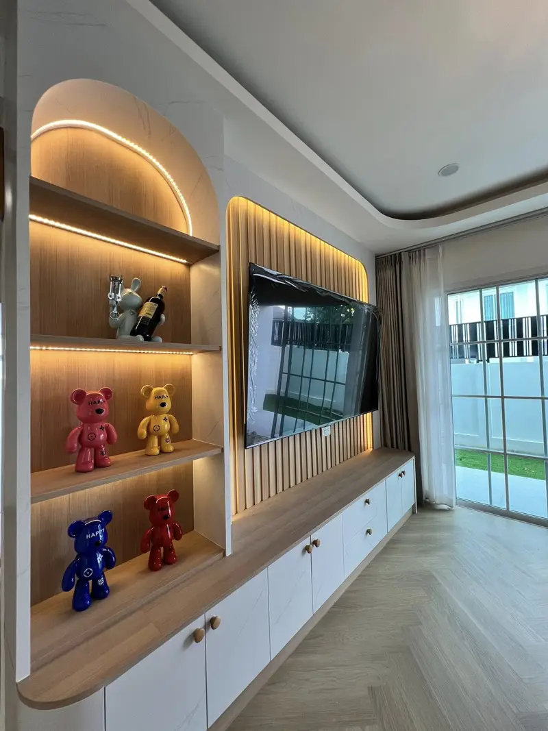 Pruksanara Jomtien Village house for sale 3 bedrooms   3 bathrooms   1 living room   Large European kitchen   Private swimming pool