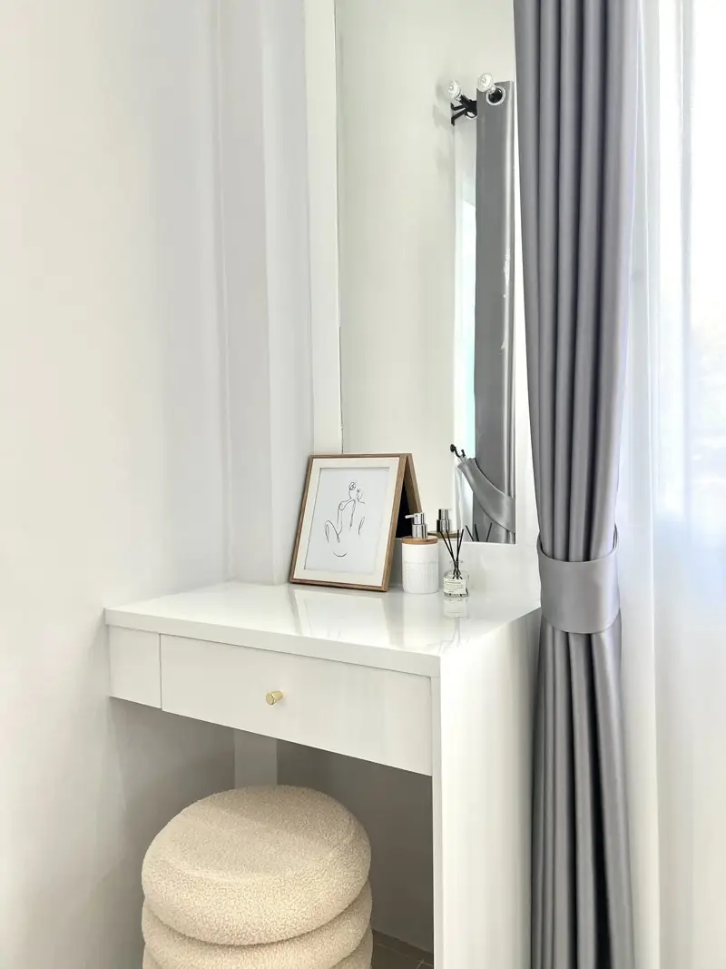 Suksiri Village, Takhian Tia 3 Bedroom for sale Corner house for sale, fully furnished, ready to move in 71 sq wah (approximately 100 sq m) Beautiful corner house,   2 bathrooms