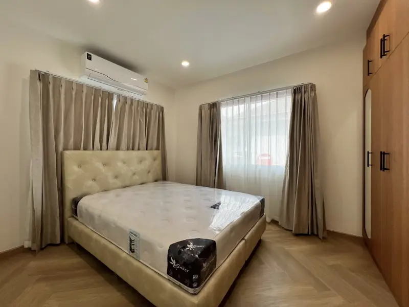 Pruksanara Jomtien Village house for sale 3 bedrooms   3 bathrooms   1 living room   Large European kitchen   Private swimming pool