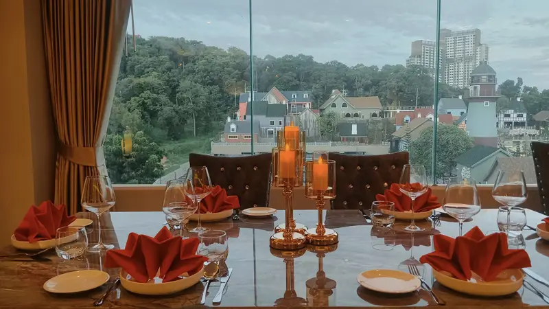 Executive residence 4 Condo Pratumnak comprising of a swimming pool, fitness room, car parking, and CCTV throughout the building. Near to tourist attractions,