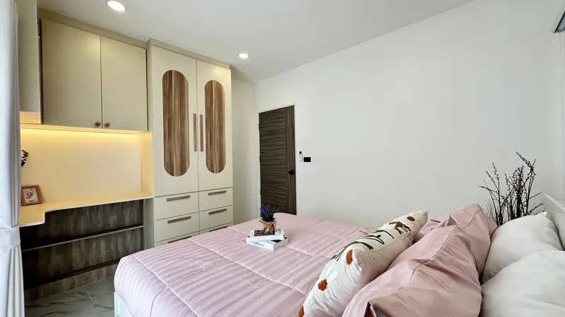  Pruksanara Village, Chaiyaphruek 2, 3 Bedroom 2-story detached house for sale, Jomtien, Pattaya. 3 bedrooms, 3 bathrooms