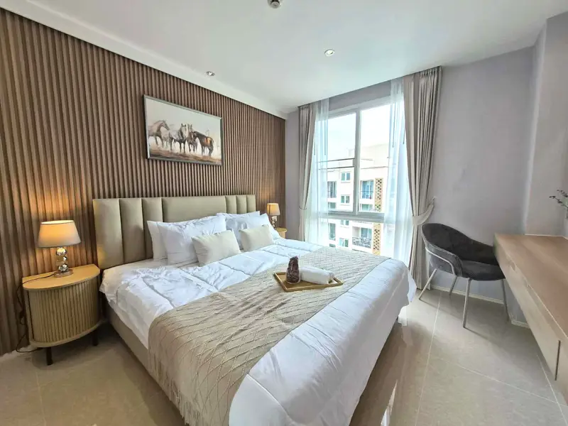 Atlantis Condo Resort 1 Bedroom Condo with model beach, waterfall curtain pool, river bridge, giant ship, or a children's water park. There is also a jacuzzi for adults  with 24 security system 