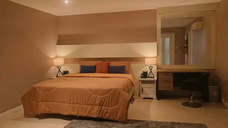 Executive residence 4 Condo Pratumnak comprising of a swimming pool, fitness room, car parking, and CCTV throughout the building. Near to tourist attractions,